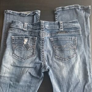 Cowgirl Tuff Women's Classic Blue Boot Cut Jeans